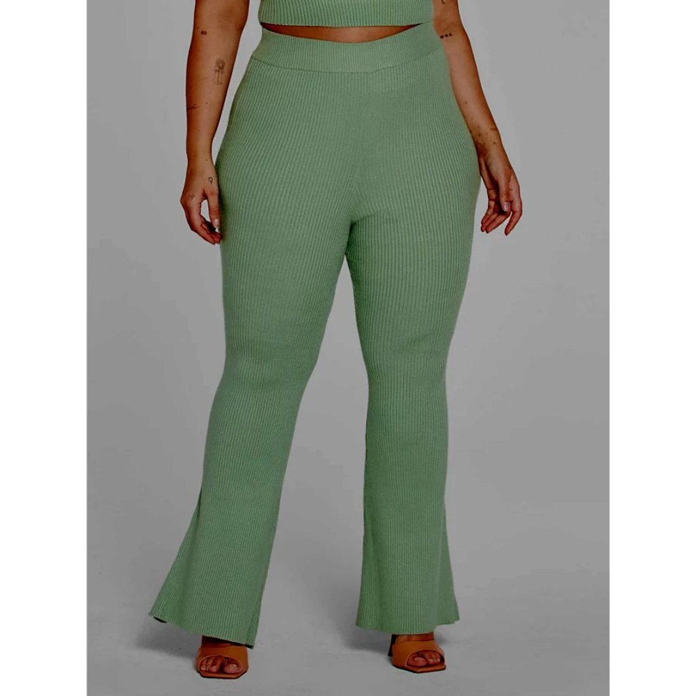 New ! Fashion to Figure Cordelia Ribbed Knit Pants Gabi Fresh 0